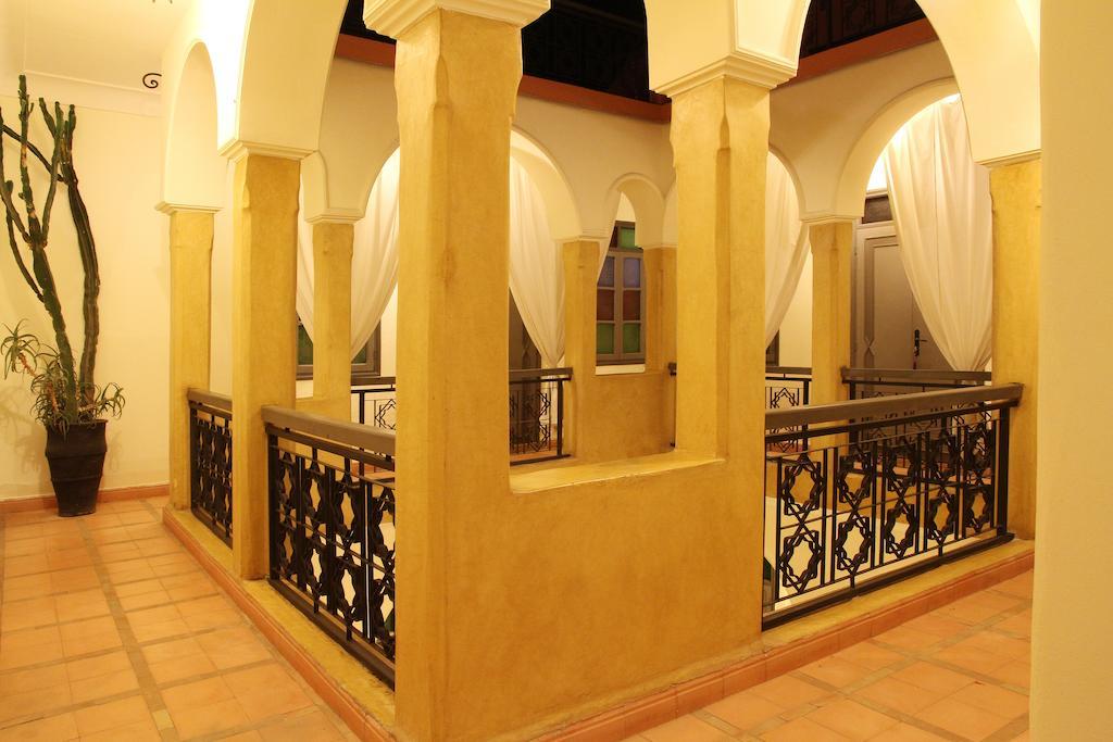 马拉喀什 莱拉摩洛哥传统庭院住宅酒店 外观 照片